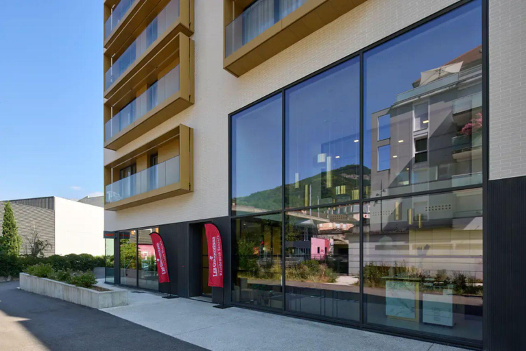 2, Quality Aparthotel Voiron, Isère