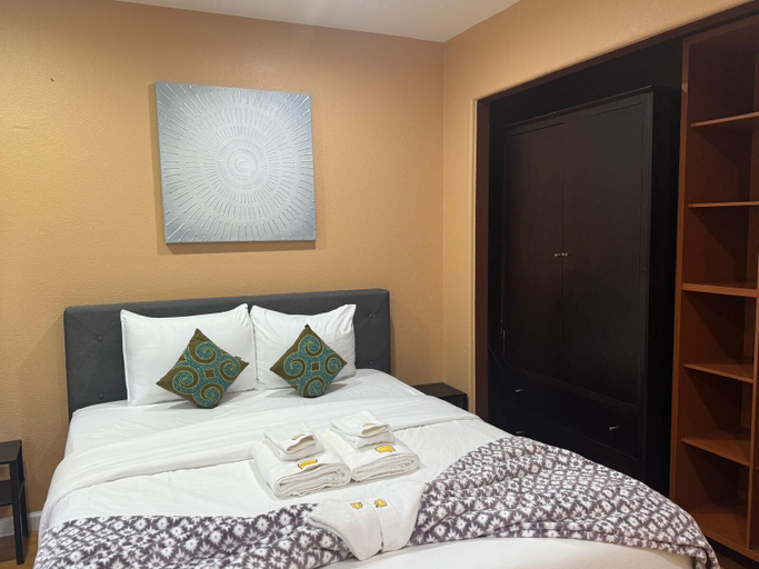 Room 4, Large and Cozy Home 2BD 2BA Near SF, San Mateo