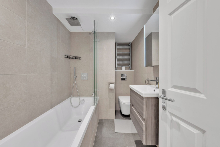 Bathroom 3, The Beaufort Apartments, London
