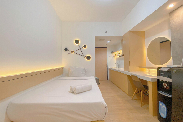 Room 5, Warm Minimalist Studio Apartment The Alton, Semarang