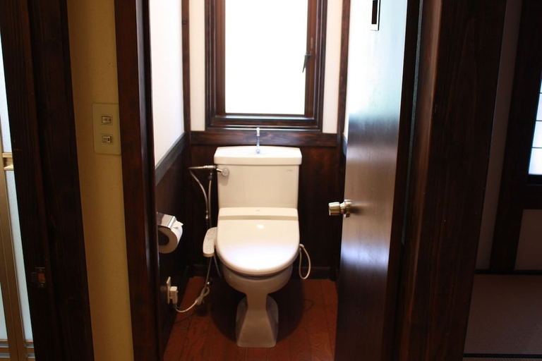 Bathroom 3, Ryokan Murayama, Takayama