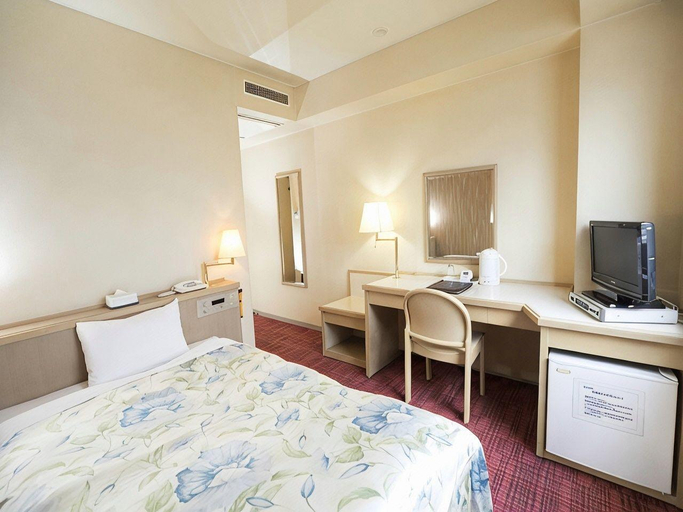 Bedroom 4, Yokote Central Hotel, Yokote