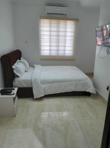 Room 5, Terra Santa Lodgings & Restaurants, Ga East