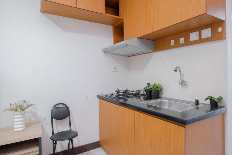 Others 4, Standard Studio Room at Cinere Resort Apartment By Travelio, Depok