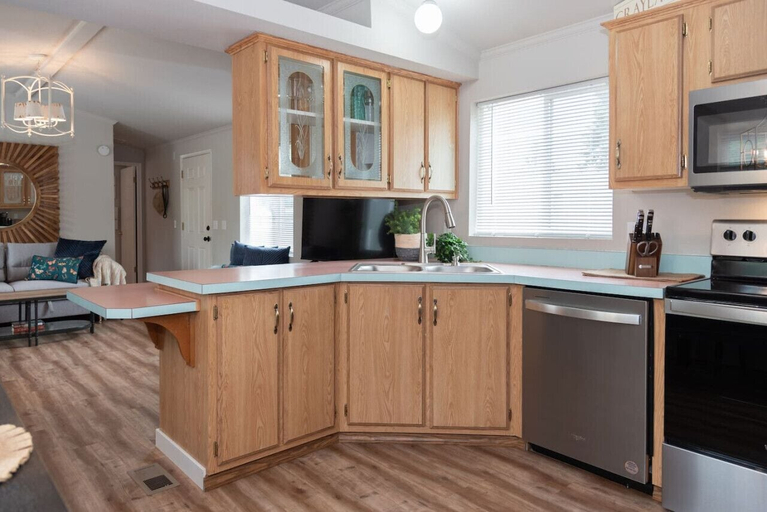 Private kitchen 5, Shanah's Vacation Rentals, Grays Harbor