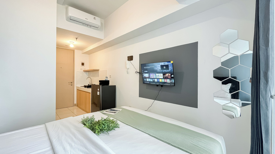 Bedroom 2, Soft Industrial Look Studio At Tokyo Riverside Pik 2 Apartment, Tangerang