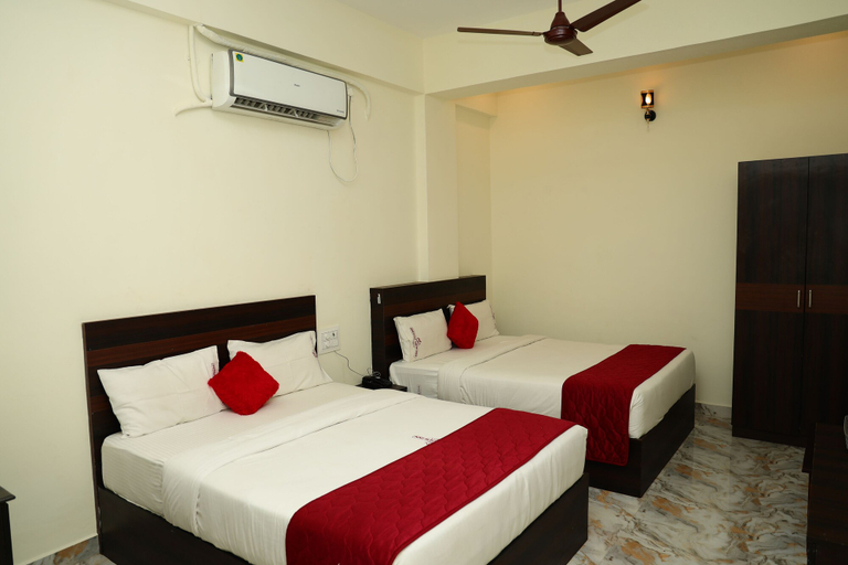 Airport shuttle 4, Mount View inn Krishnagiri, Krishnagiri