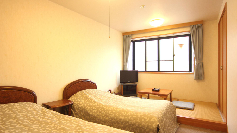 Bedroom 2, Katsumiya (Fukui), Mihama