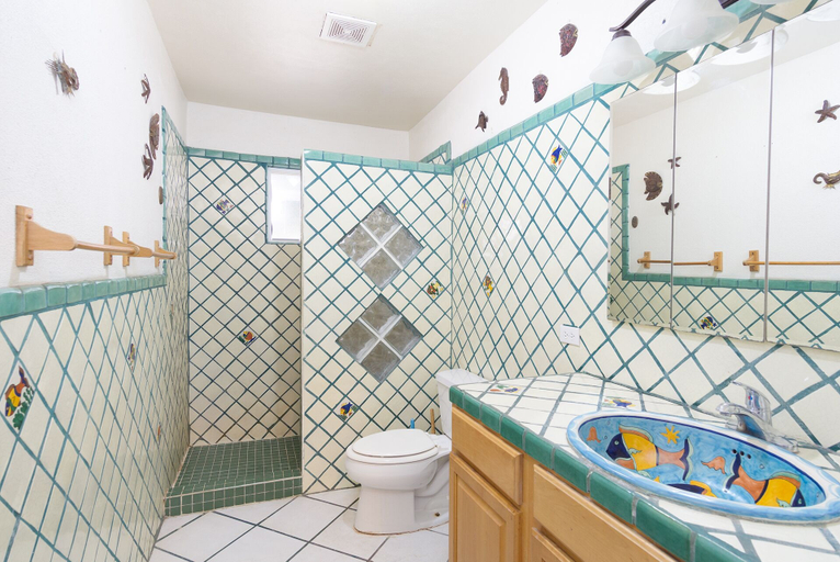 Bathroom 5, Flash Sale Casa Arcos Del Mar Private Beachfront Home Las Conchas, Puerto Peñasco