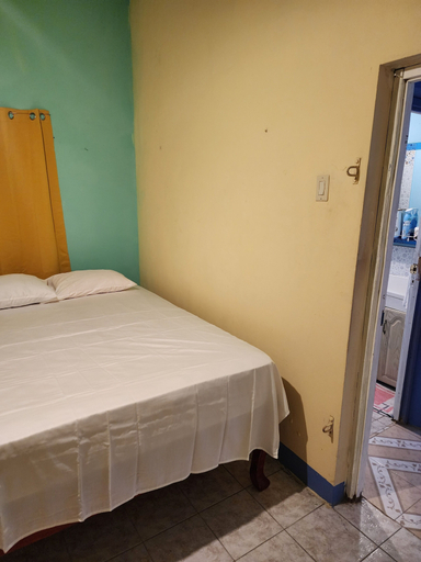 Room 4, Can sleep 7 people with private parking