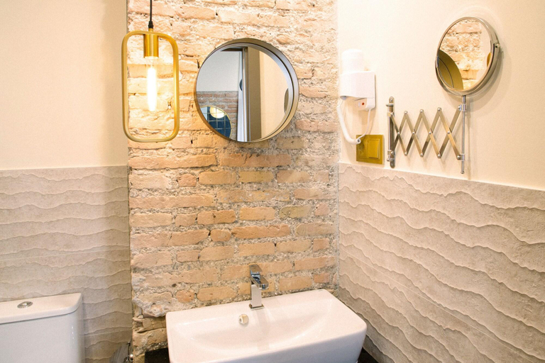 Bathroom 3, Apartamentos Fana by Charming Stay, Málaga