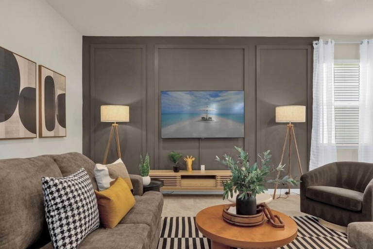 Living area 4, Elegant Villa Private Pool Near Disney, Lake