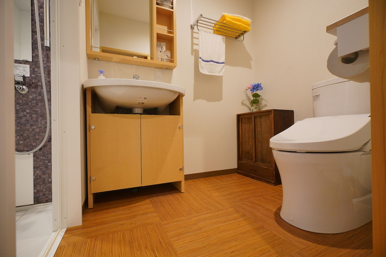 Bathroom 3, Uji Tea Inn, Ujitawara