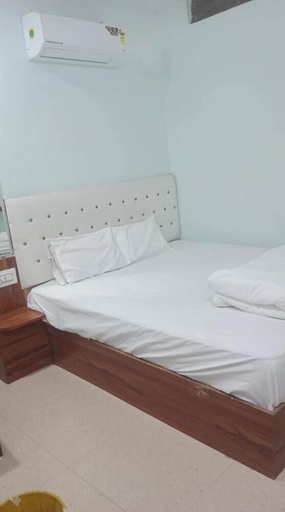 Room 5, Hotel Sita Shree, Ujjain