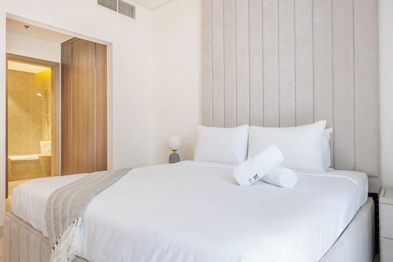 Room 4, Charming 1BR Apt - Near Downtown Dubai, Dubai