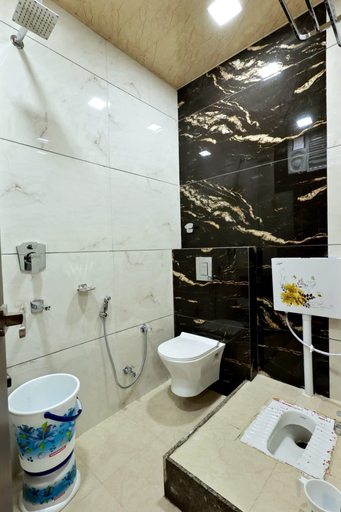 Bathroom 5, Hotel royal suites Ajmer AC Rooms, Ajmer