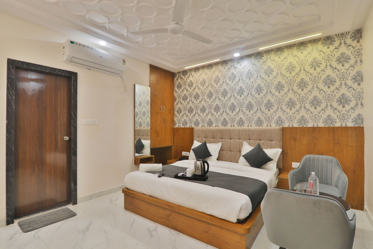 Room 5, Hotel Royal Suites, Lucknow