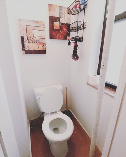 Bathroom, Quirky Cozy Loft Soho Little Italy - Sleeps 4, New York