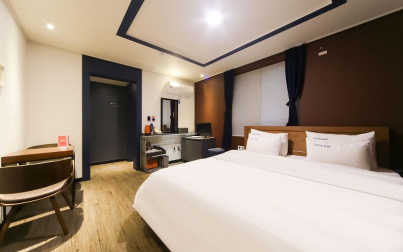 Bedroom 3, Geoje Gohyeon Hotel Blue, Geoje