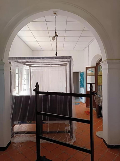 Room 5, The Dutch Inn, Galle Four Gravets