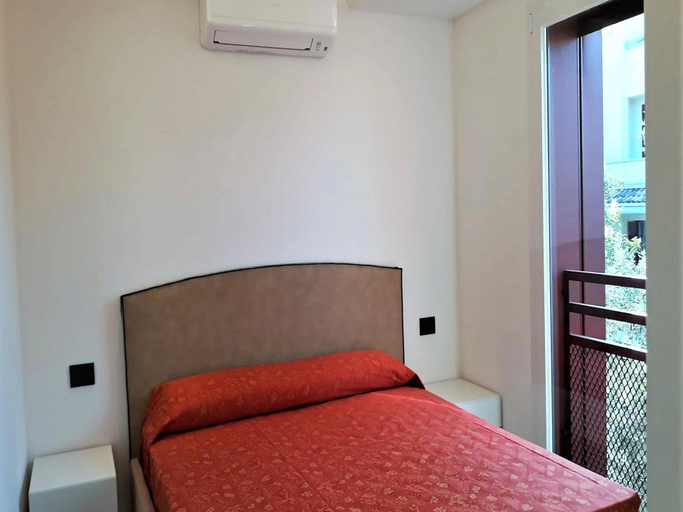 Bedroom 2, Modern villa close to the beach, Udine
