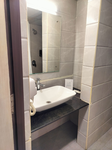 Bathroom 5, VITS SELECT BENGALURU, Bangalore