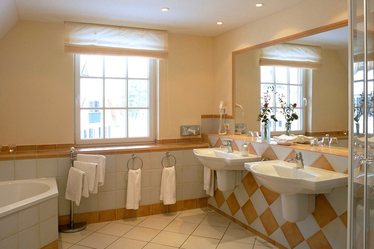 Bathroom 5, Dunenhaus in Dierhagen, Vorpommern-Rügen