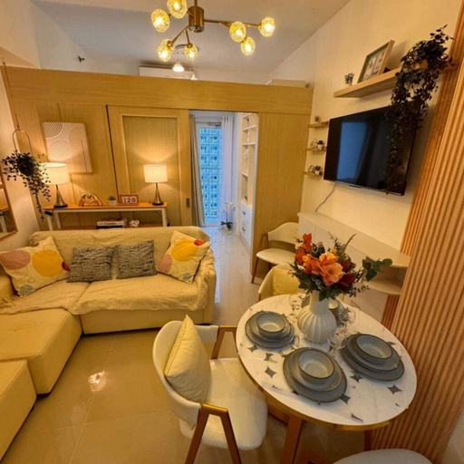 In-room dining 5, Fourth's Jazz Cozy Pad, Makati City