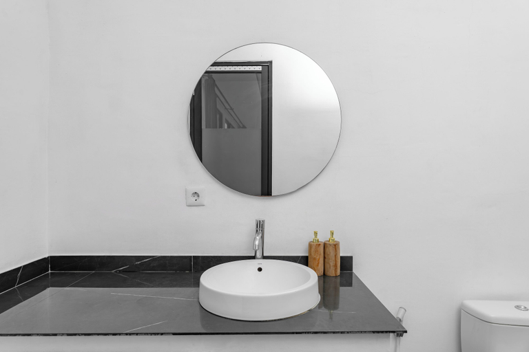 Bathroom 4, Vande Guest House, Badung