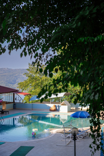 Terrace/patio 3, CANPOLAT Hotel, Izmit