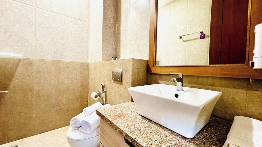 Bathroom 4, Olive Hotel Medanta, Gurgaon