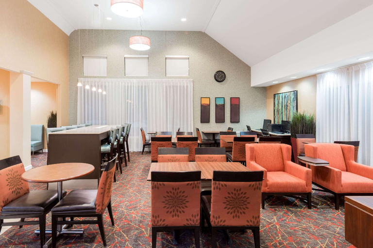 Public Area 2, Value Suites Extended Stay - St. Louis Westport Plaza, Saint Louis