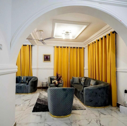 Others 5, Milton Avenue Suites, Accra