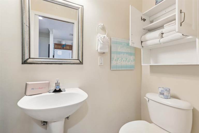 Bathroom 4, Oceanfront St. Augustine Condo With Stunning Views & Modern Comfort, Saint Johns