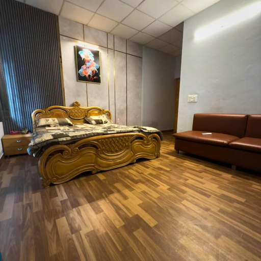 Room 1, Park Meadows, Delhi