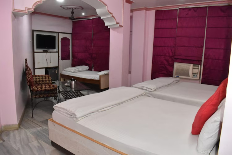 Others 2, Hotel Shri Ram International, Varanasi
