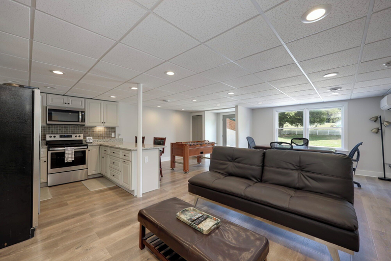 Interior 5, Majestic Manor-private Hundred Acre Yard-pool/spa, Wilson
