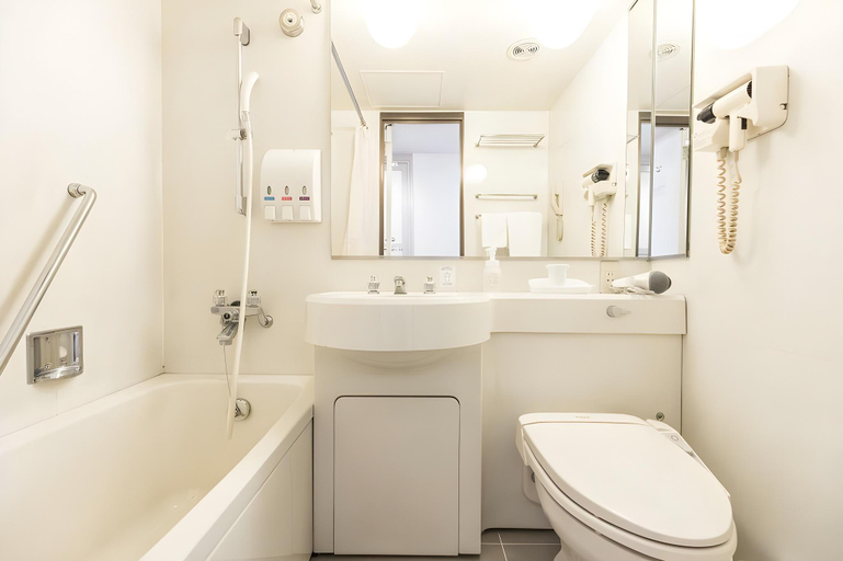 Bathroom, Nishitetsu Inn Fukuoka, Fukuoka