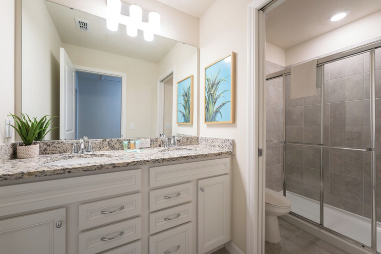 Bathroom 5, New Jungle Adventure 9BR Villa by Disney, Polk