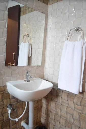 Bathroom 4, HOTEL NARMADA GRAND, Guntur