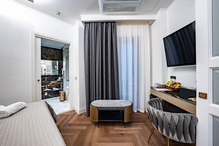 Room 4, Sofia Ultra Suite Collection, Rome