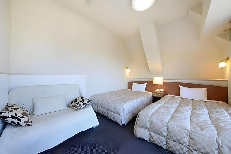 Bedroom 2, Hotel Musashino no Mori, Fuchū