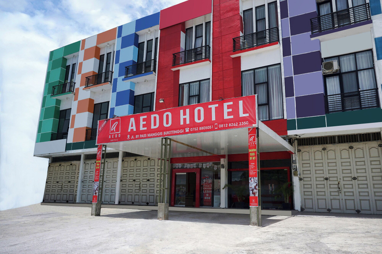Exterior, Hotel O Bukittinggi near Jam Gadang formerly Hotel Aedo, Bukittinggi