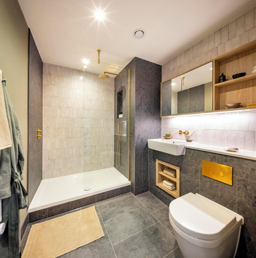 Bathroom 3, Ocean View Hotel, Southampton