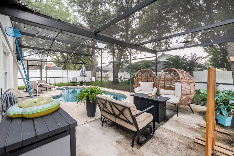 Floor plan 2, Cozy Queen BR + Pool Access Near Disney, Lake