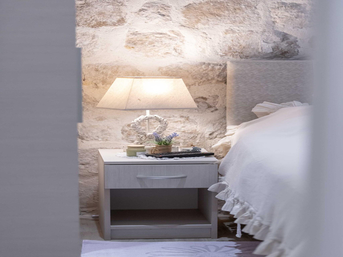 Bedroom 2, Dubrovnik Apartments, Dubrovnik