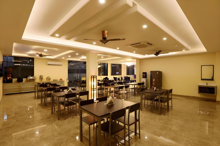 Food & Drinks 5, Hotel Aeroporto, Delhi