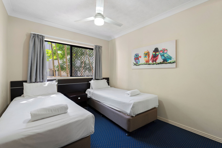 Bedroom 3, Family Apt Turtle Beach Resort 233, Gold Coast