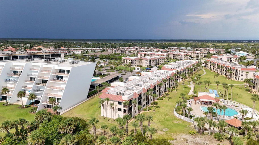 Exterior 2, Cozy St. Augustine Getaway Scenic Views & Modern Comforts, Saint Johns