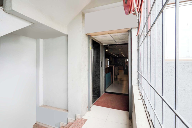 Interior entrance 5, Fabhotel Krishna Inn, Surat